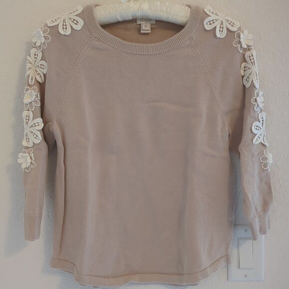 J. Crew Lace Crochet Sleeve Flower Embellished Appliqué Sweater - Picture 2 of 8
